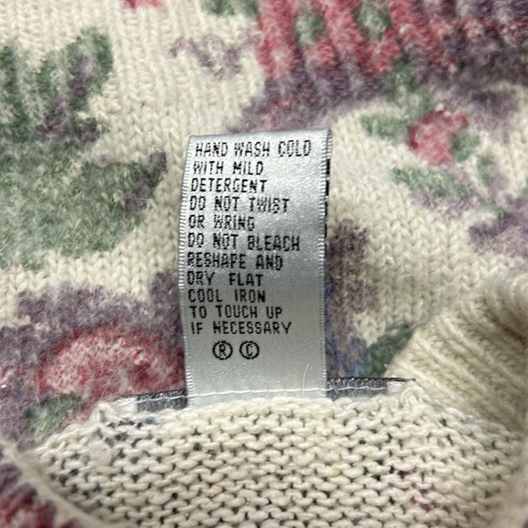 Vintage Paris Sport Club Silk/Angora Sweater Mock Neck Floral L - Picture 8 of 8